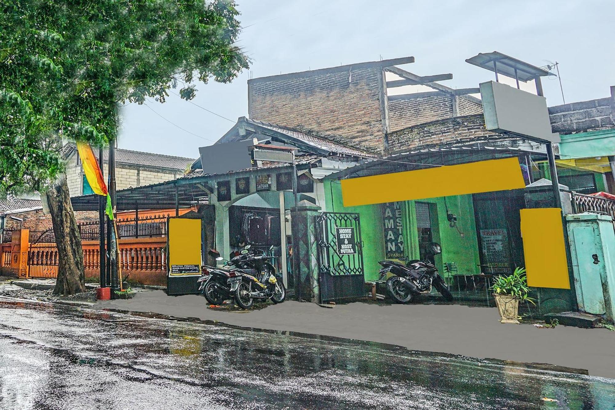 Oyo 91697 Nyaman Homestay Syariah Pare Exteriér fotografie